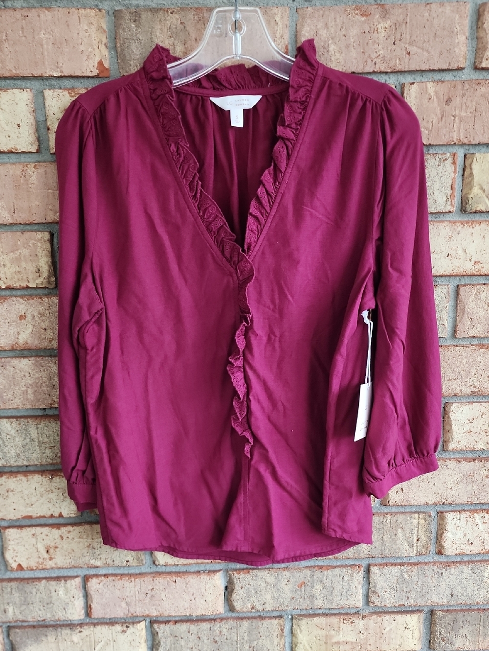 Lauren Conrad Size Small Ruffle-Trim V-Neck Blouse‎ — Burgundy/wine
